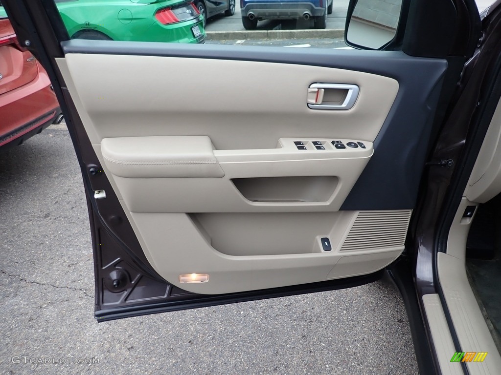 2015 Honda Pilot EX-L 4WD Door Panel Photos