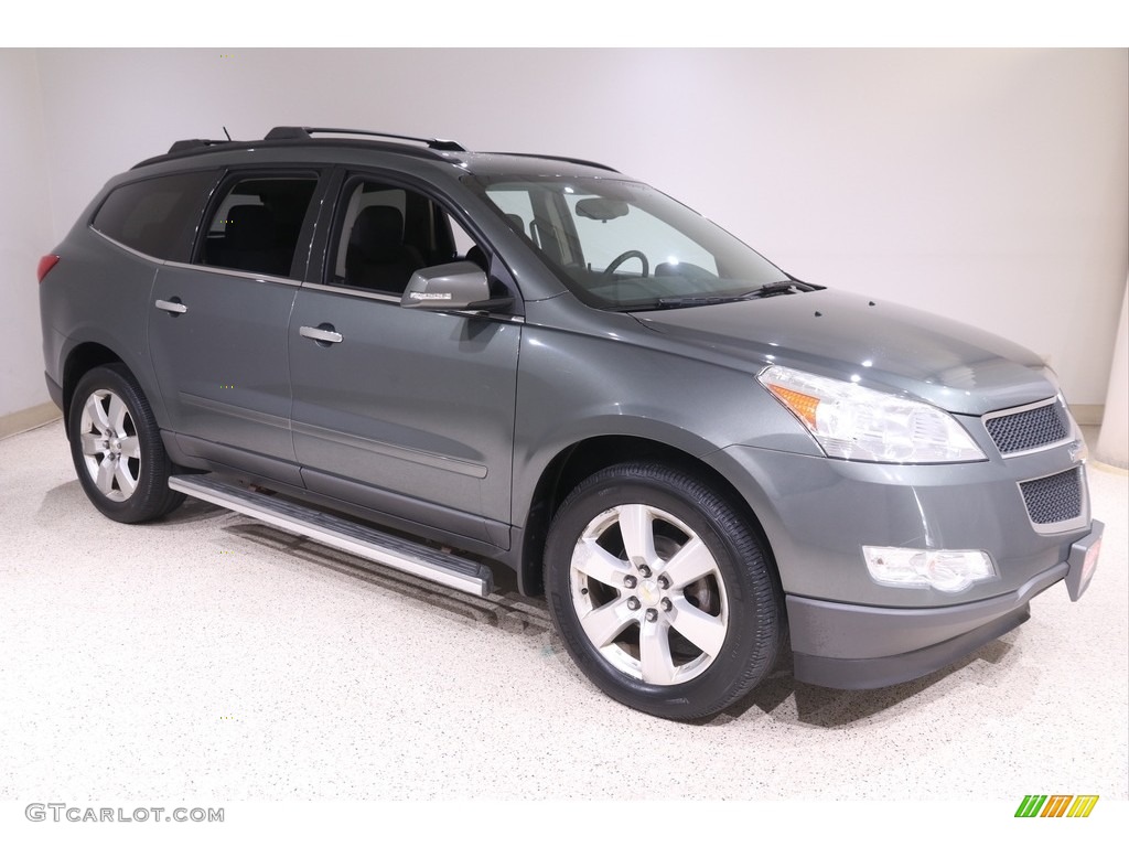 Steel Green Metallic Chevrolet Traverse