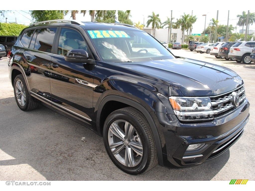 Deep Black Pearl 2018 Volkswagen Atlas SE R-Line Exterior Photo #141365670