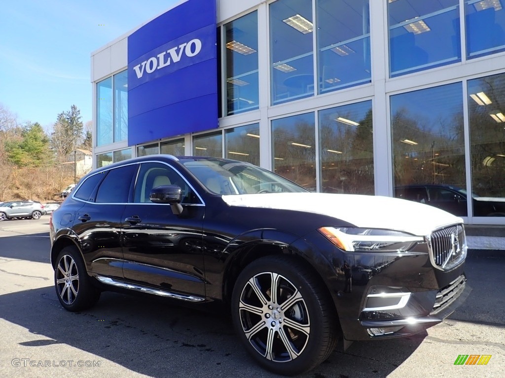 2021 XC60 T5 AWD Inscription - Onyx Black Metallic / Blonde/Charcoal photo #1