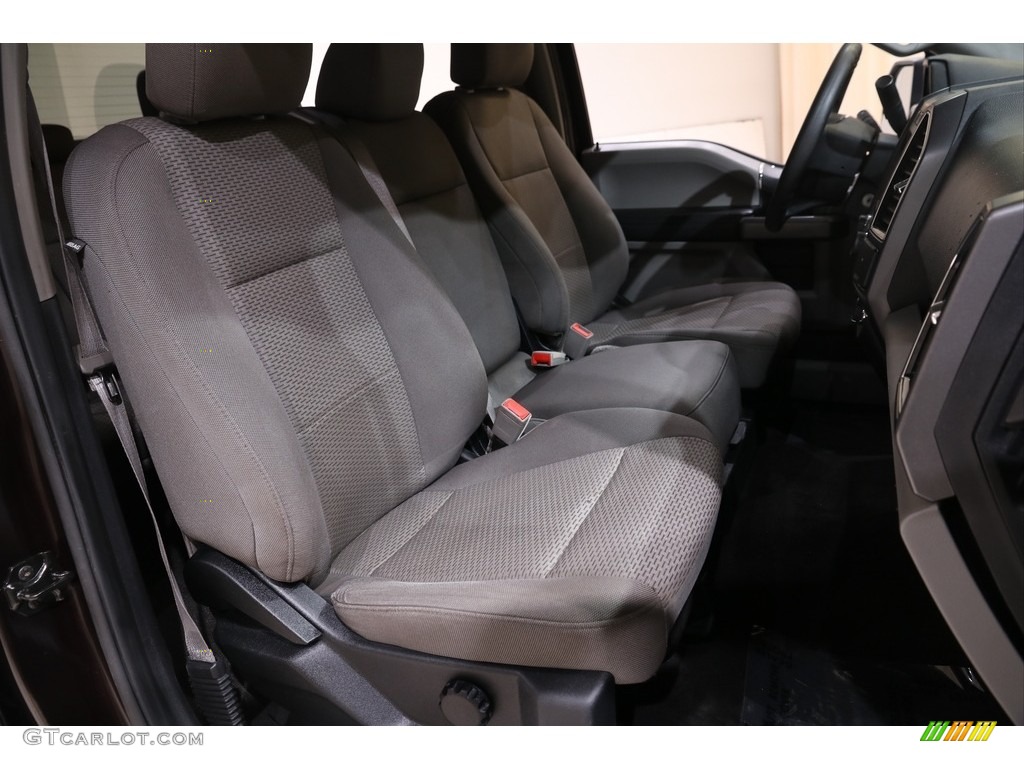 2020 F150 XLT SuperCrew 4x4 - Magma Red / Medium Earth Gray photo #17