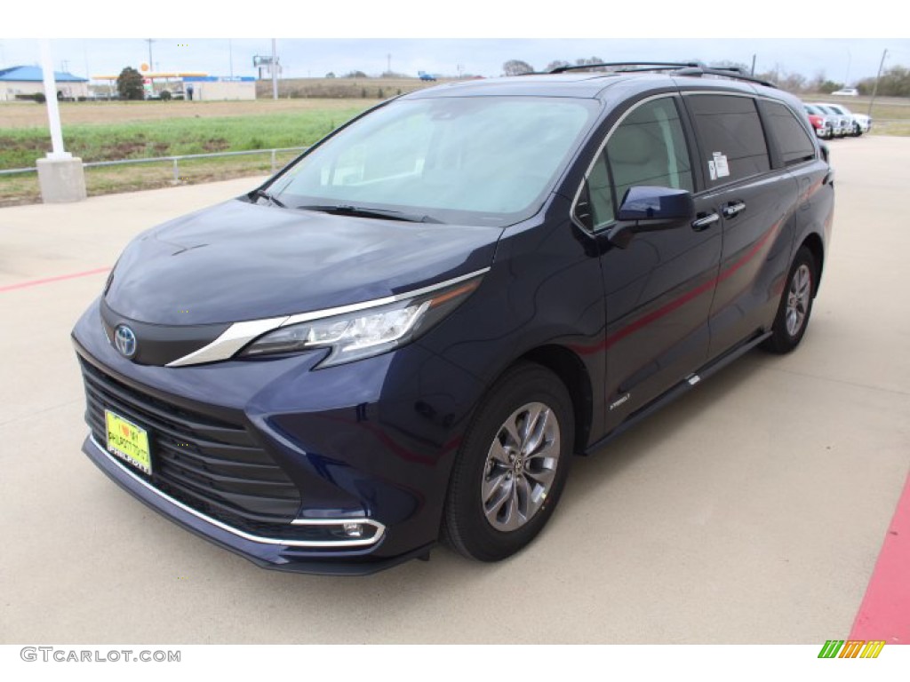 2021 Sienna XLE Hybrid - Blueprint / Chateau photo #4