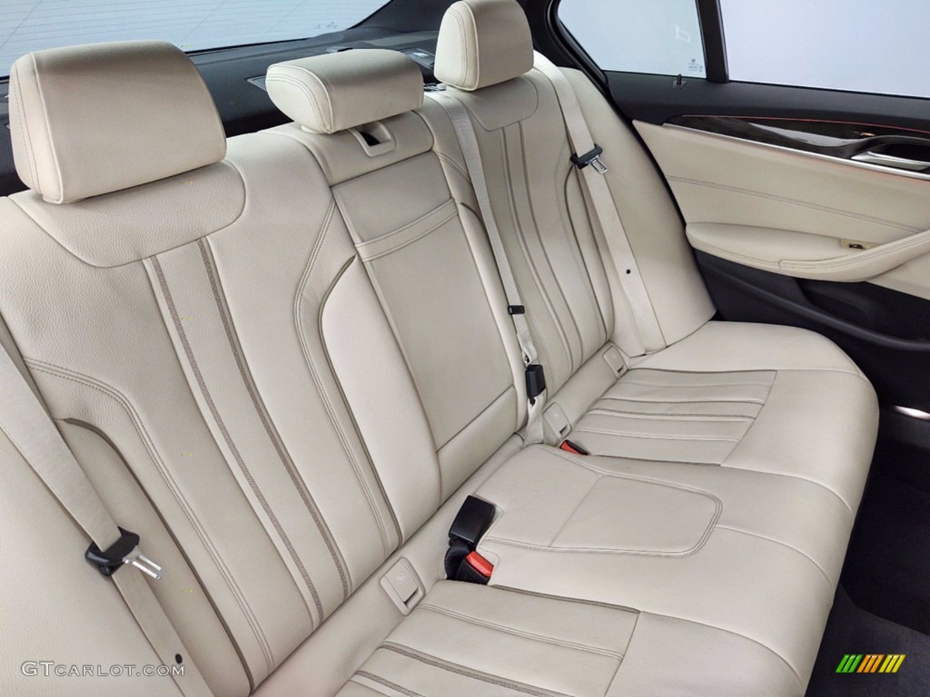 2018 5 Series 540i Sedan - Imperial Blue Metallic / Ivory White photo #36