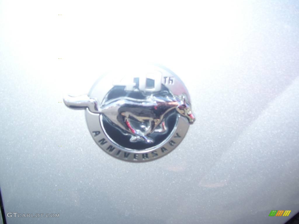 2004 Mustang V6 Convertible - Silver Metallic / Dark Charcoal photo #7
