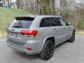 Sting-Gray - Grand Cherokee Laredo 4x4 Photo No. 6
