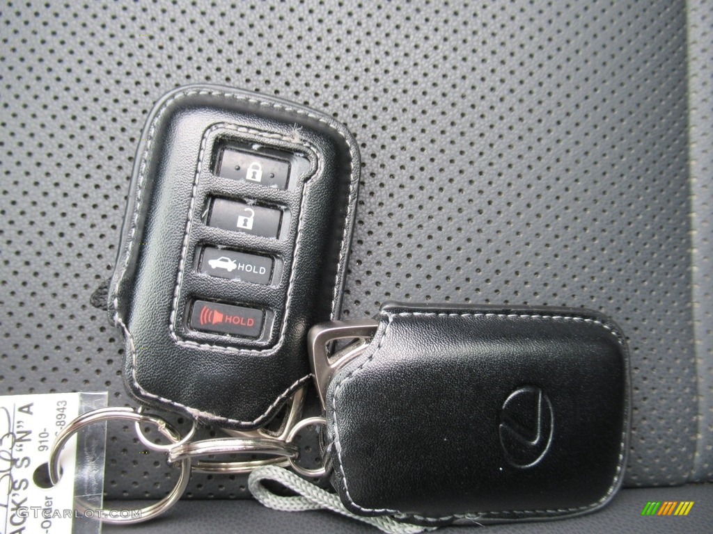 2018 Lexus IS 300 Keys Photo #141379327