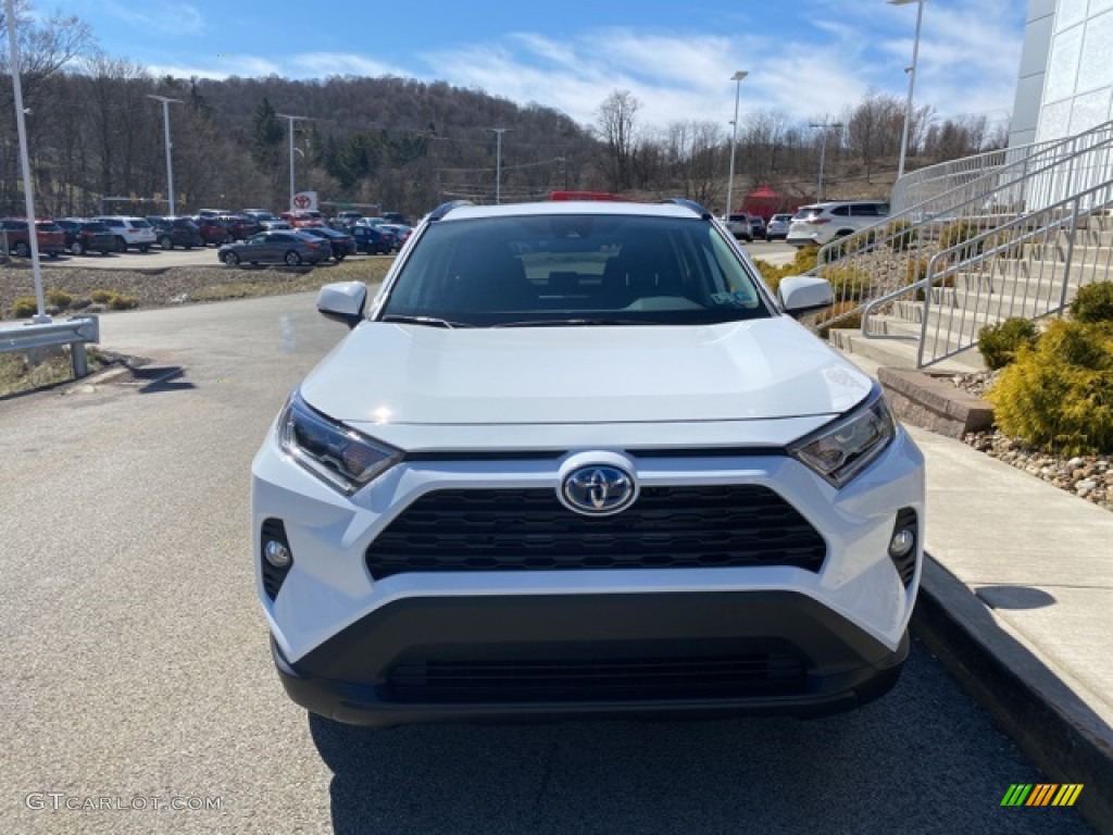 2021 RAV4 XLE AWD Hybrid - Super White / Black photo #12
