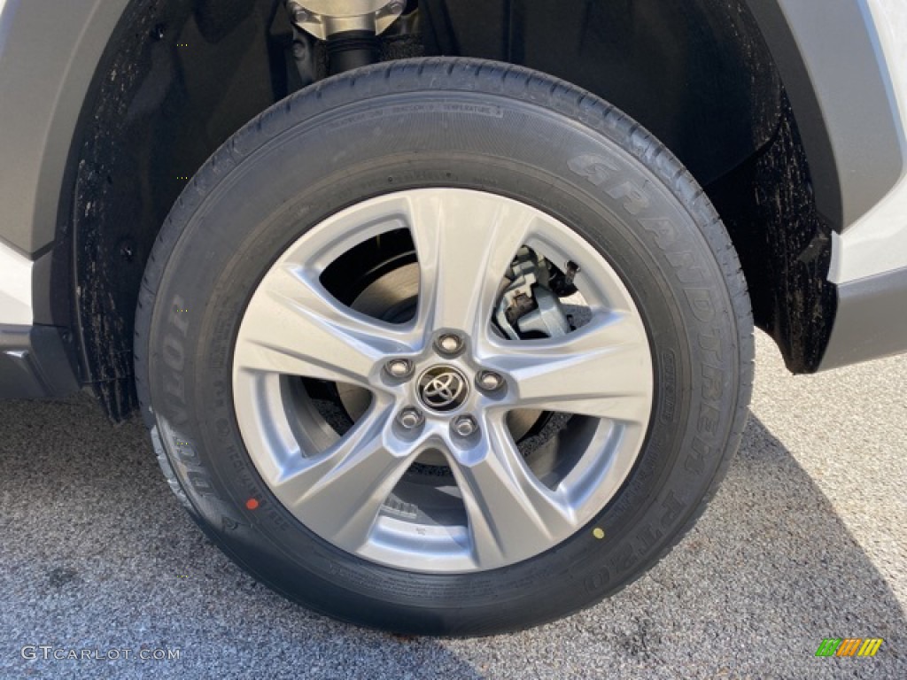 2021 RAV4 XLE AWD Hybrid - Super White / Black photo #33