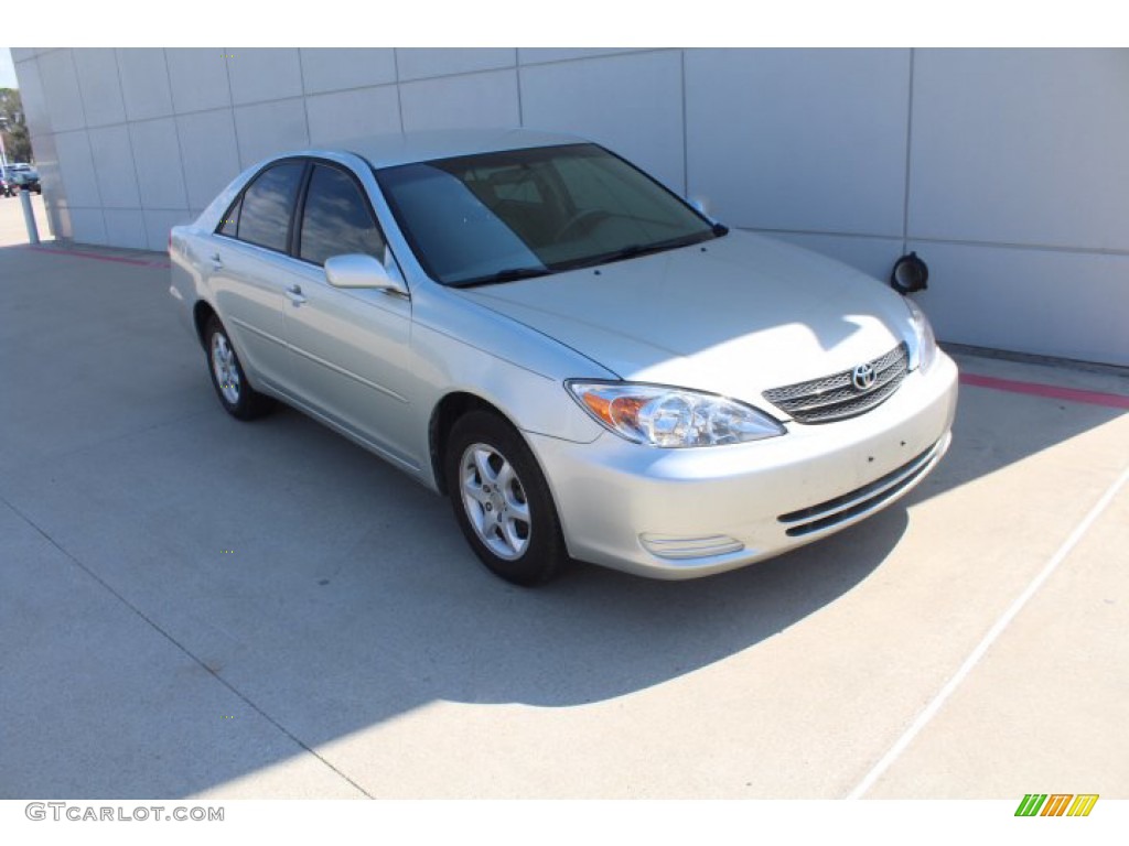 2004 Camry LE - Lunar Mist Metallic / Stone photo #2