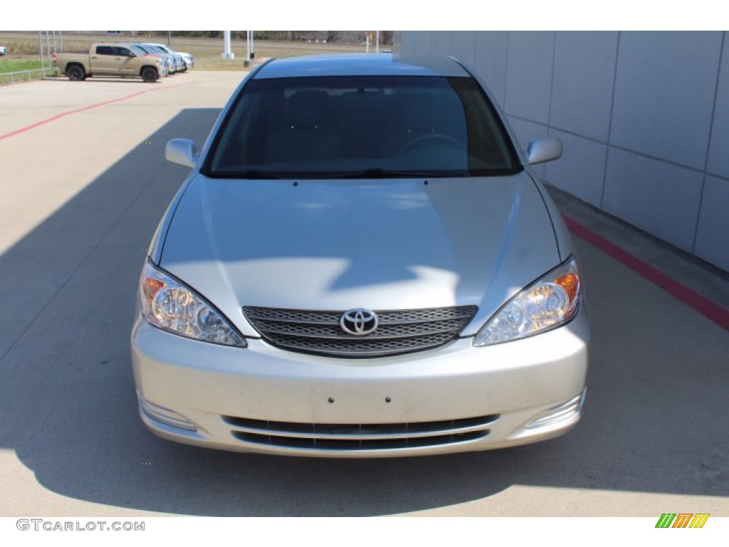 2004 Camry LE - Lunar Mist Metallic / Stone photo #3