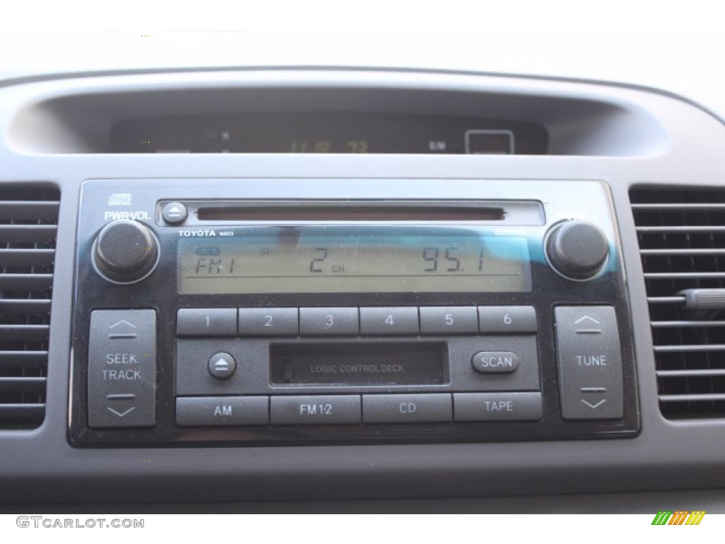 2004 Camry LE - Lunar Mist Metallic / Stone photo #13