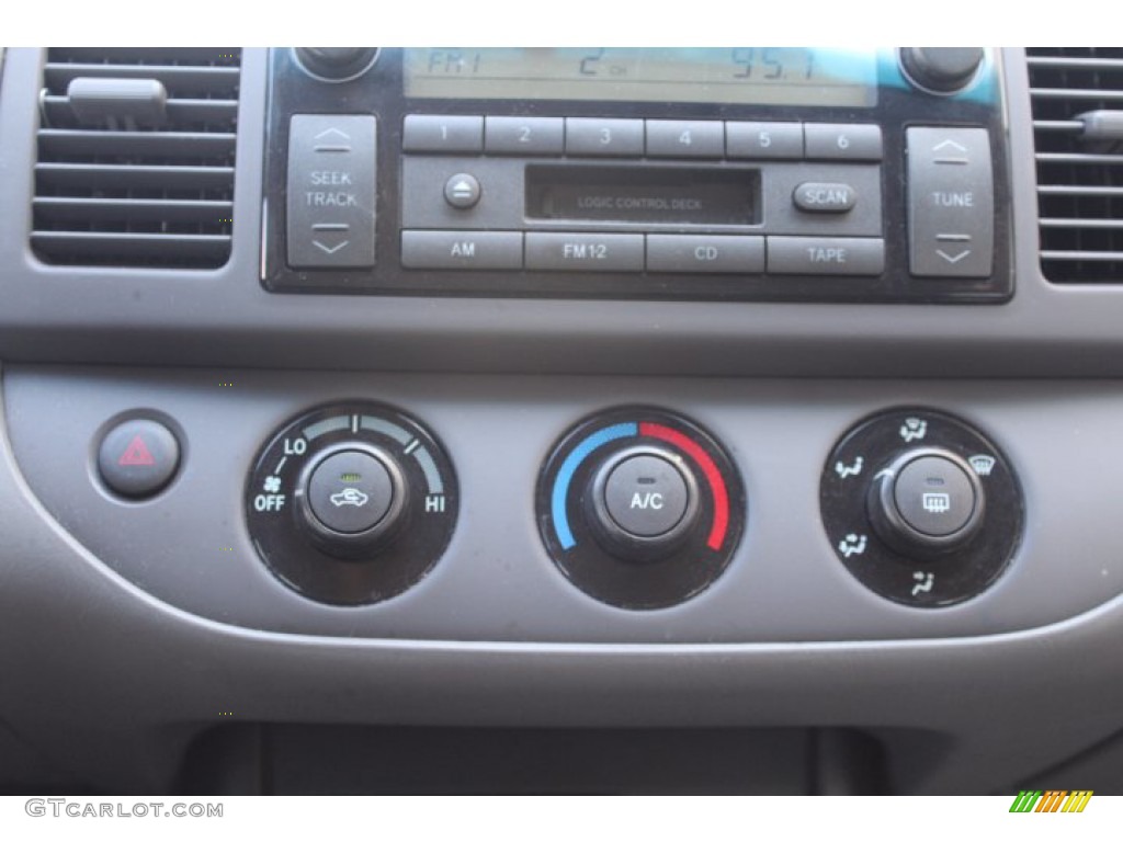 2004 Camry LE - Lunar Mist Metallic / Stone photo #14