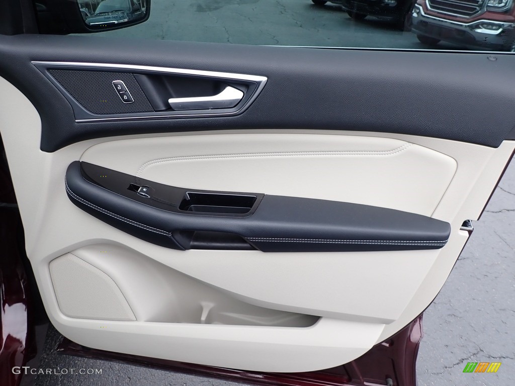 2018 Edge Titanium AWD - Burgundy Velvet / Ceramic photo #6