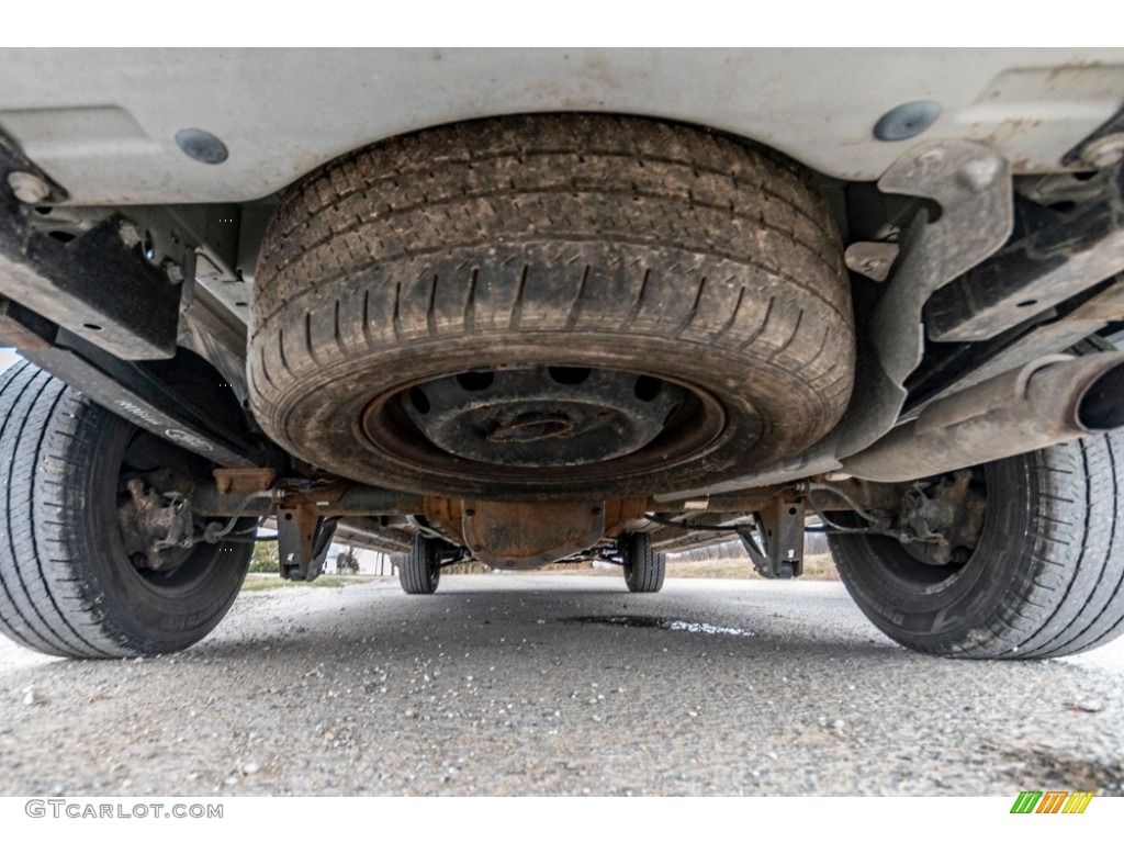 2018 Ford Transit Van 250 LR Regular Undercarriage Photo #141384697