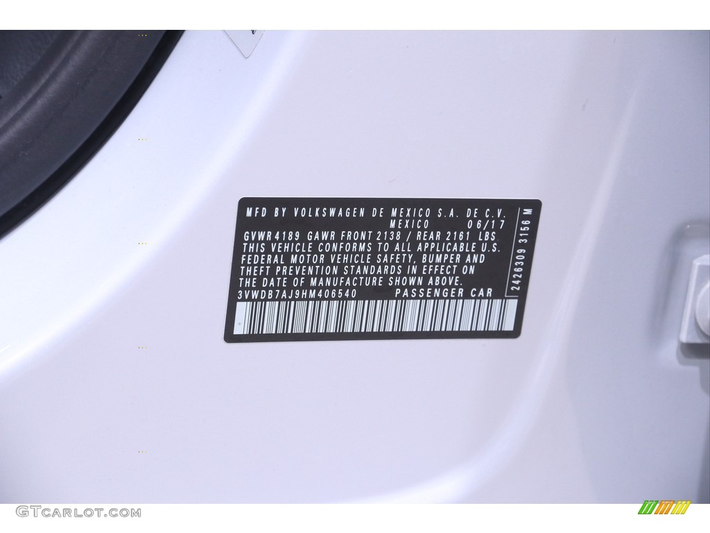 2017 Jetta SE - White Silver / Titan Black photo #17