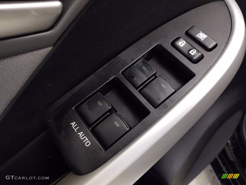 2015 Prius Three Hybrid - Black / Misty Gray photo #14