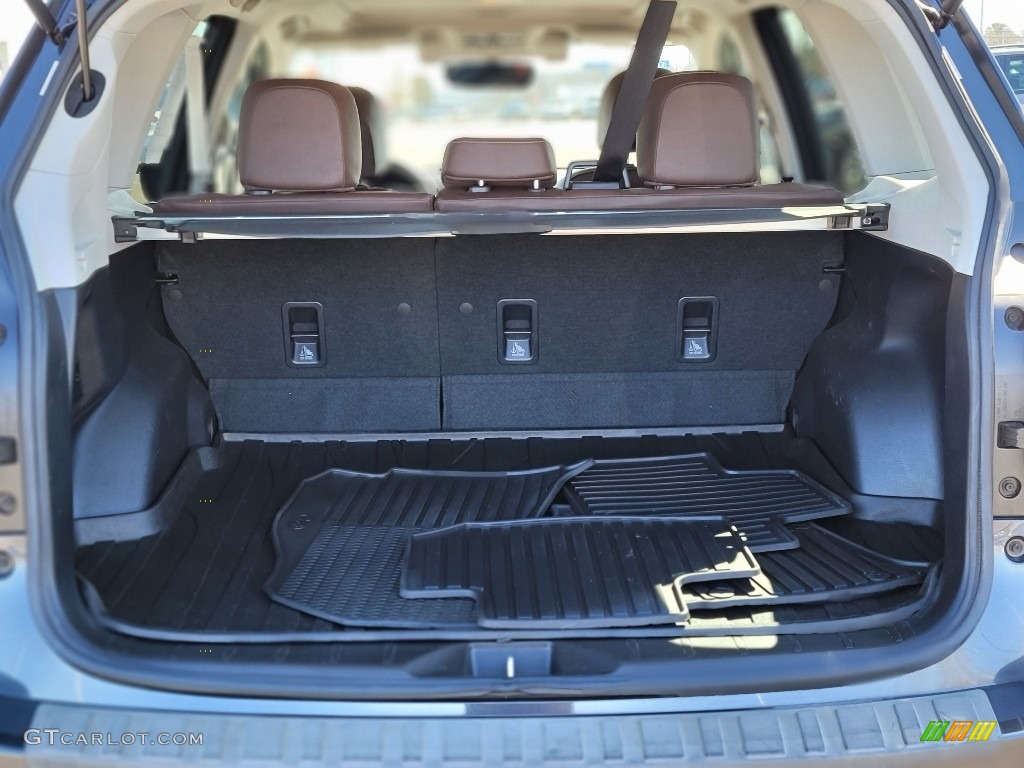 2017 Subaru Forester 2.0XT Touring Trunk Photos