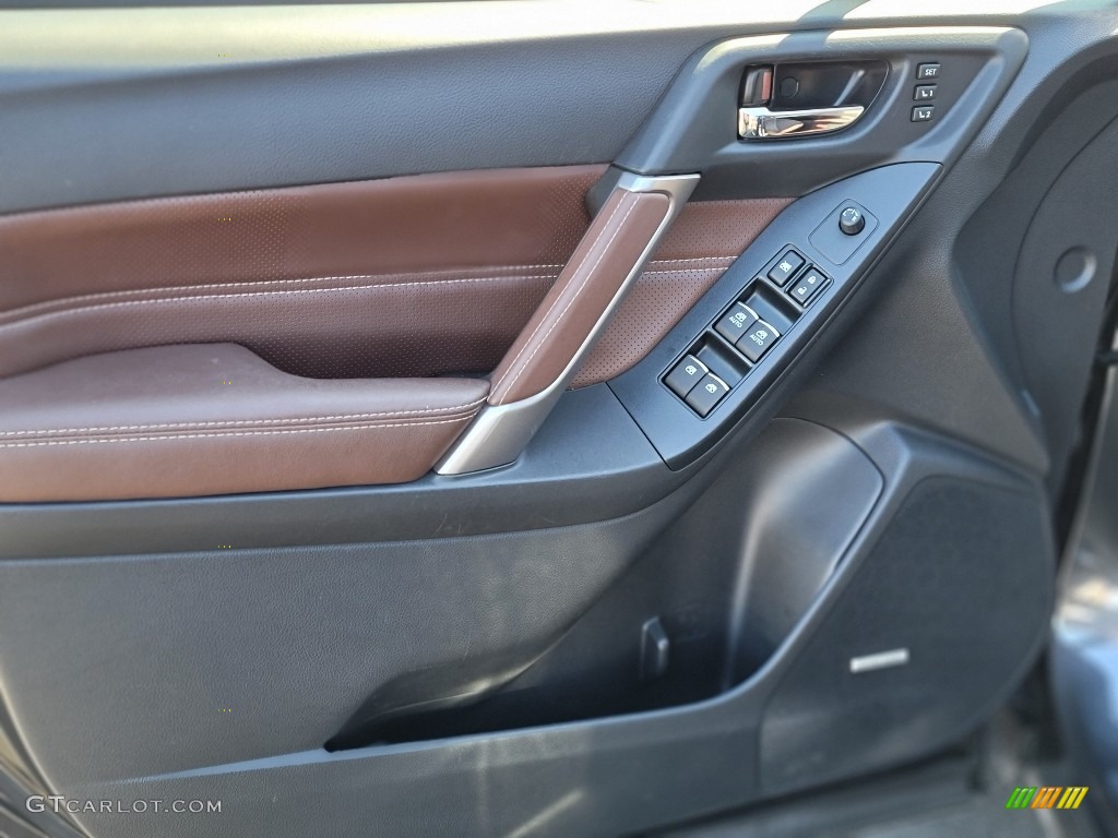 2017 Subaru Forester 2.0XT Touring Door Panel Photos