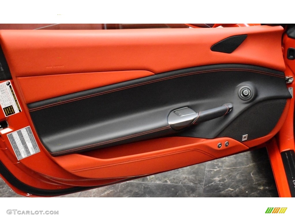 2019 Ferrari 488 Spider Rosso/Nero Door Panel Photo #141388030