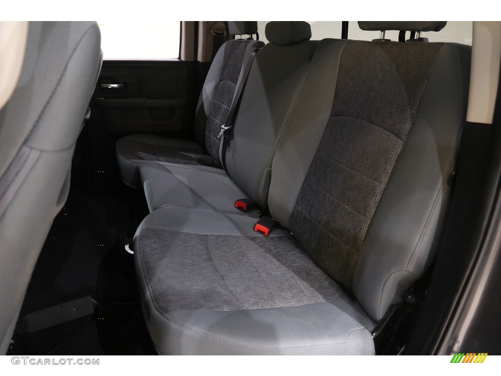 2018 1500 Big Horn Quad Cab 4x4 - Granite Crystal Metallic / Black/Diesel Gray photo #19