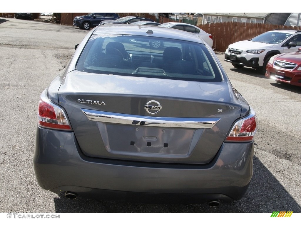 2015 Altima 2.5 S - Gun Metallic / Charcoal photo #6