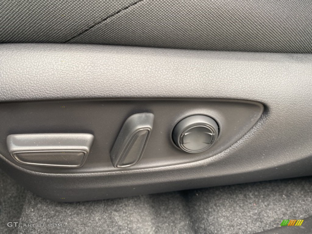 2021 Venza Hybrid LE AWD - Coastal Gray Metallic / Black photo #20