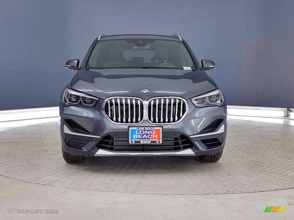 2021 X1 sDrive28i - Mineral Gray Metallic / Black photo #2