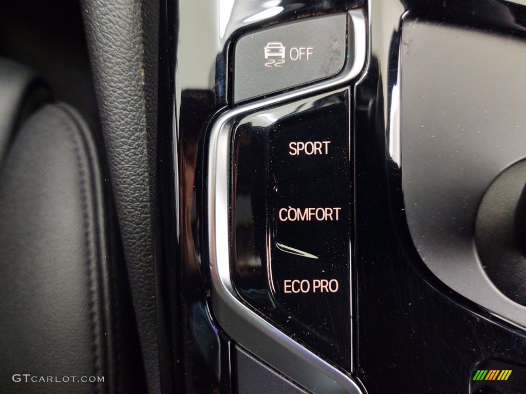 2018 5 Series 530e iPerfomance Sedan - Dark Graphite Metallic / Black photo #28