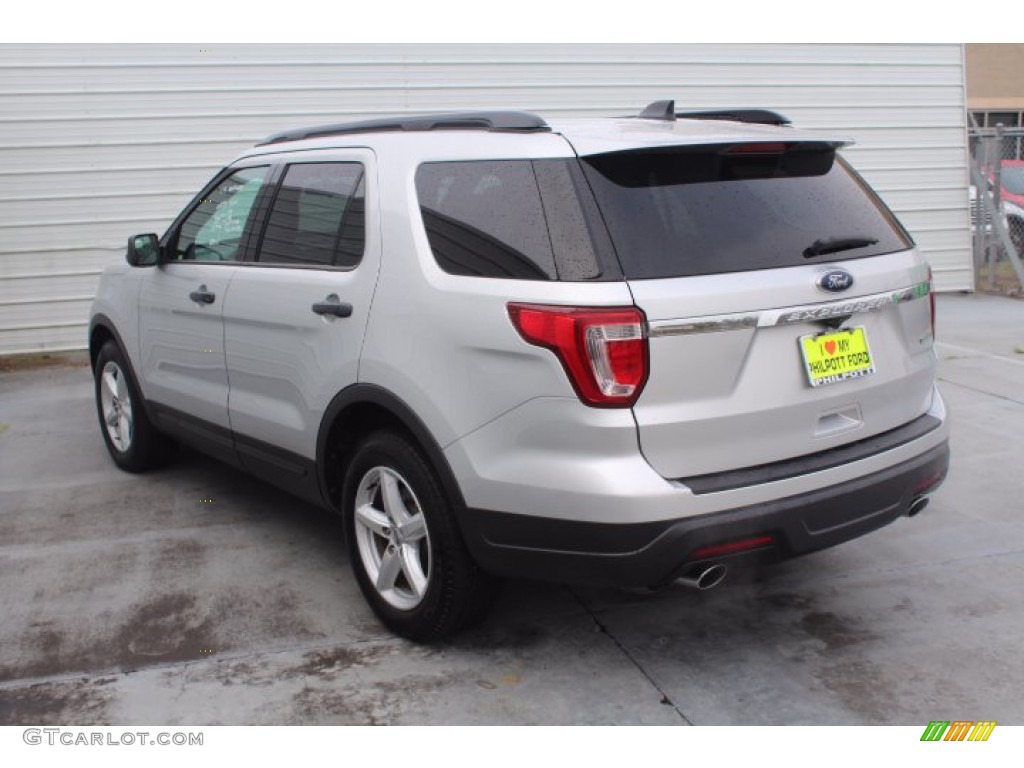 2019 Explorer FWD - Ingot Silver / Medium Black photo #7