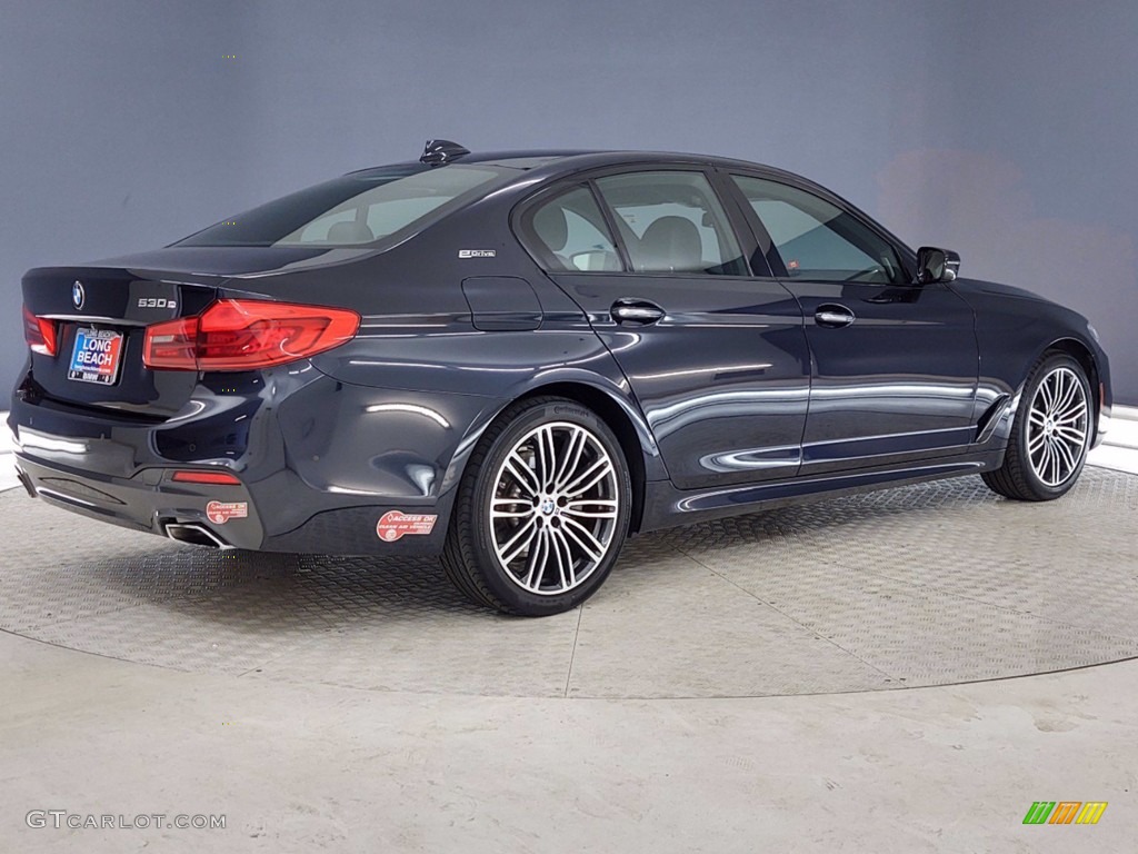 2018 5 Series 530e iPerfomance Sedan - Carbon Black Metallic / Black photo #5