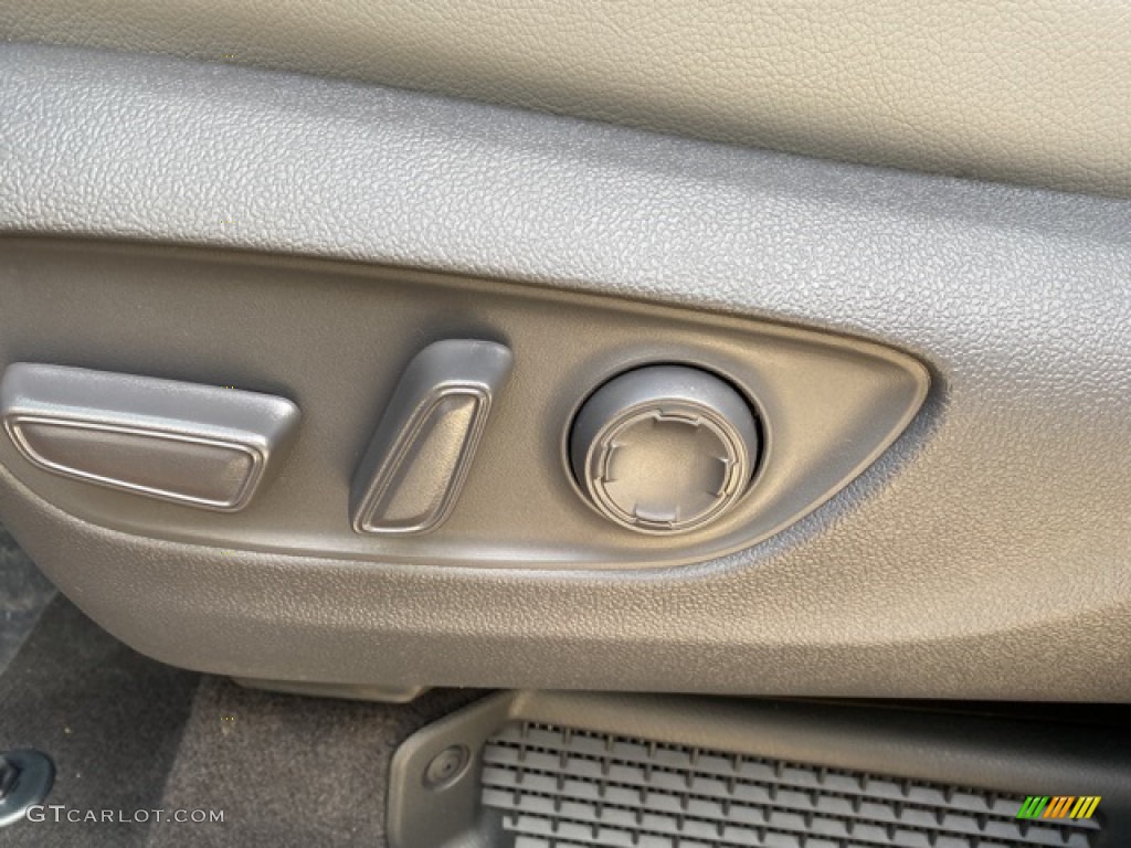 2021 Sienna XLE AWD Hybrid - Ruby Flare Pearl / Graphite photo #23