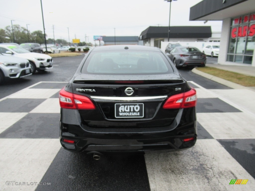 2019 Sentra SR - Super Black / Charcoal photo #4
