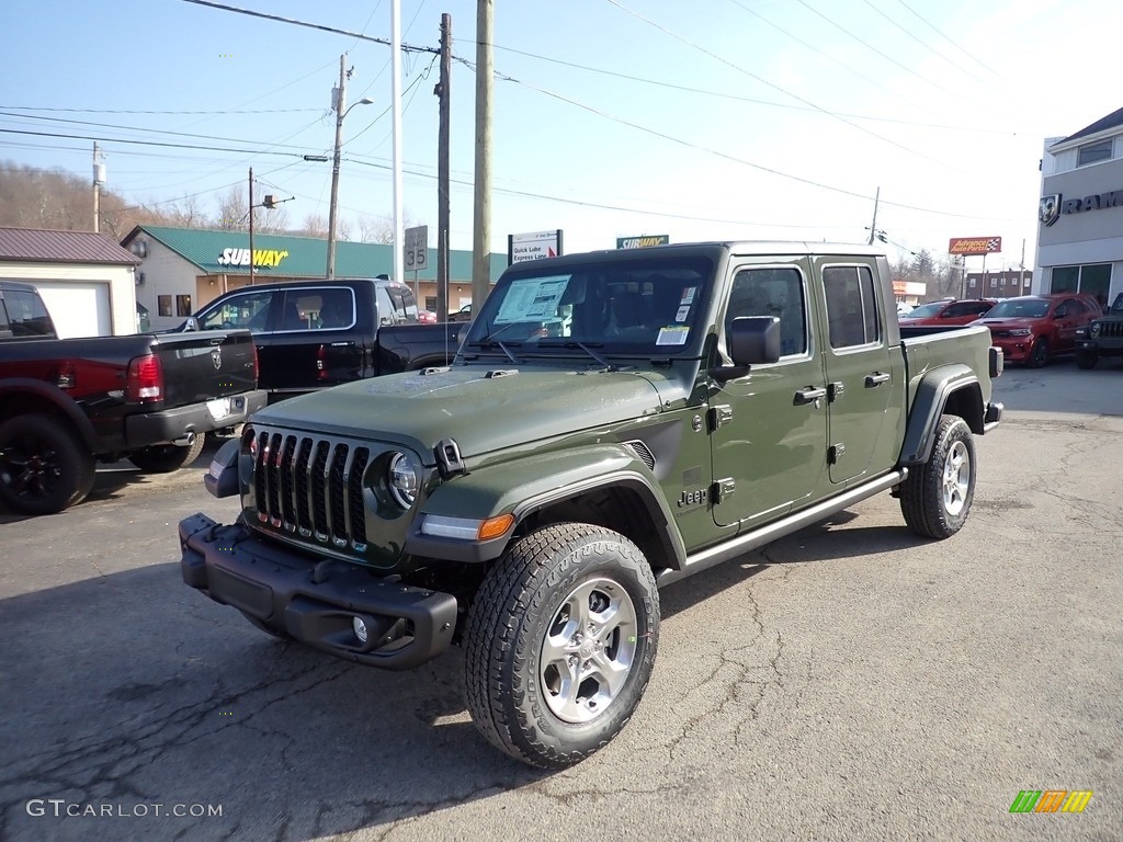 2021 Gladiator Sport 4x4 - Sarge Green / Black photo #1