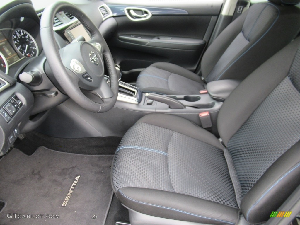 2019 Sentra SR - Super Black / Charcoal photo #11