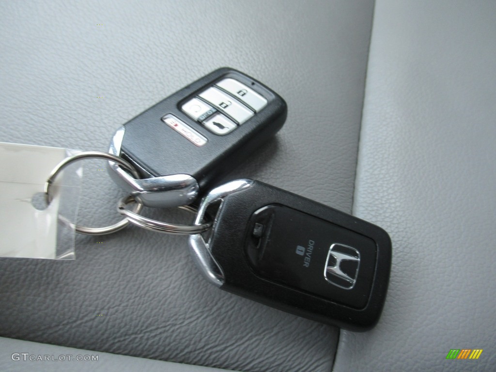 2018 Honda Pilot EX-L AWD Keys Photo #141410552