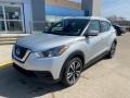 Brilliant Silver Metallic 2019 Nissan Kicks SV