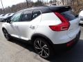2021 Crystal White Metallic Volvo XC40 T5 R-Design AWD  photo #4