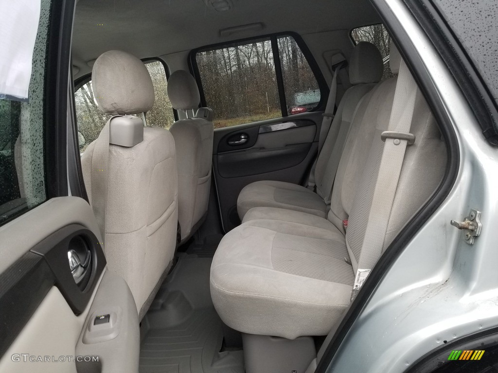 2007 Envoy SLE 4x4 - Liquid Silver Metallic / Light Gray photo #9