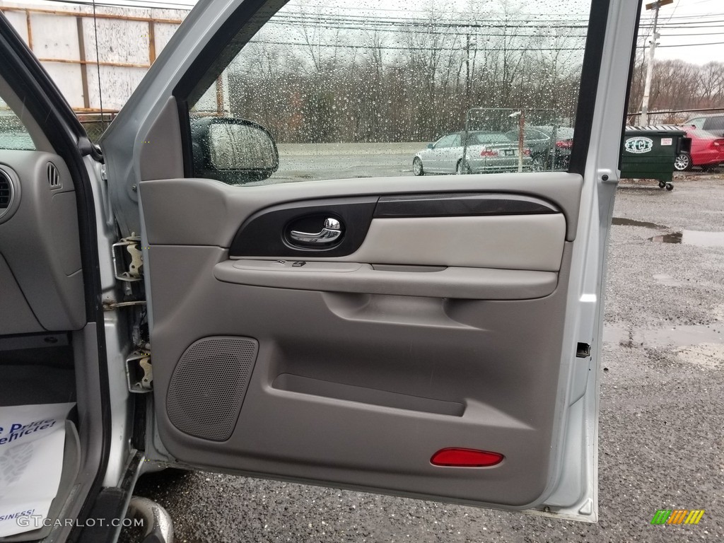 2007 Envoy SLE 4x4 - Liquid Silver Metallic / Light Gray photo #13