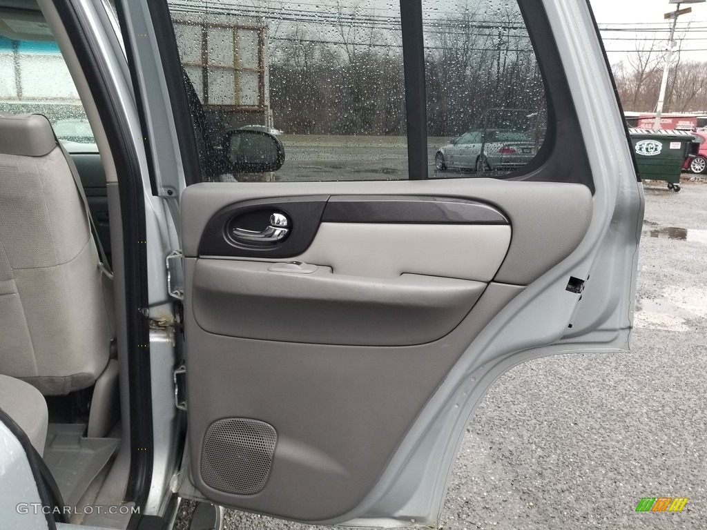 2007 Envoy SLE 4x4 - Liquid Silver Metallic / Light Gray photo #18