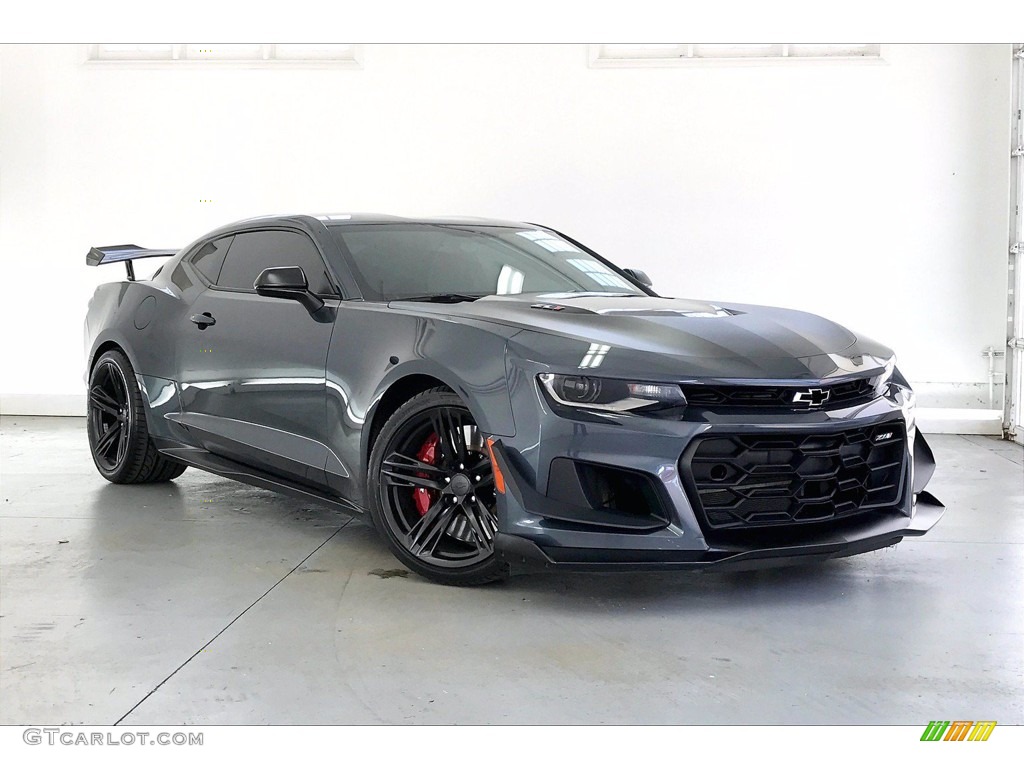 Shadow Gray Metallic 2020 Chevrolet Camaro ZL1 Coupe Exterior Photo #141418537
