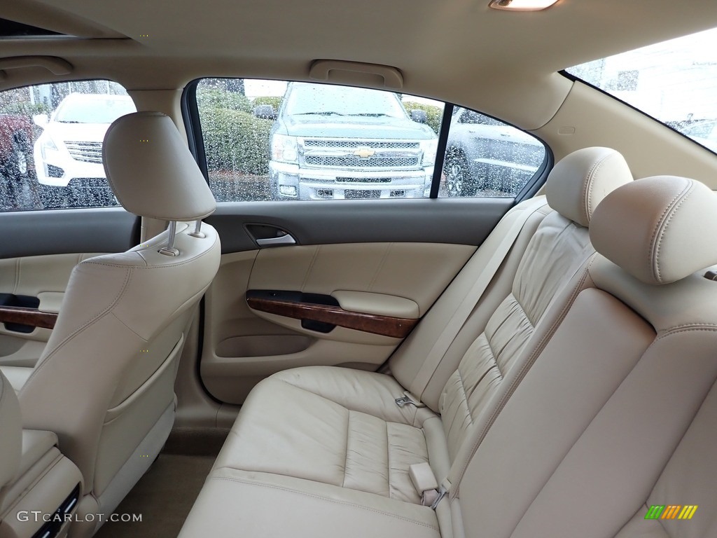 2010 Accord EX-L V6 Sedan - White Diamond Pearl / Ivory photo #17