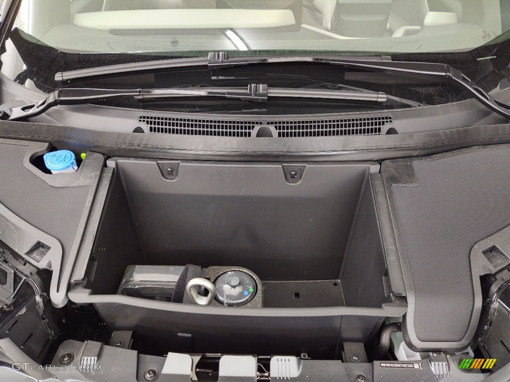 2021 BMW i3 w/Range Extender Trunk Photo #141422471