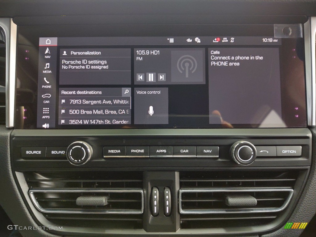 2020 Porsche Macan Standard Macan Model Controls Photo #141423741