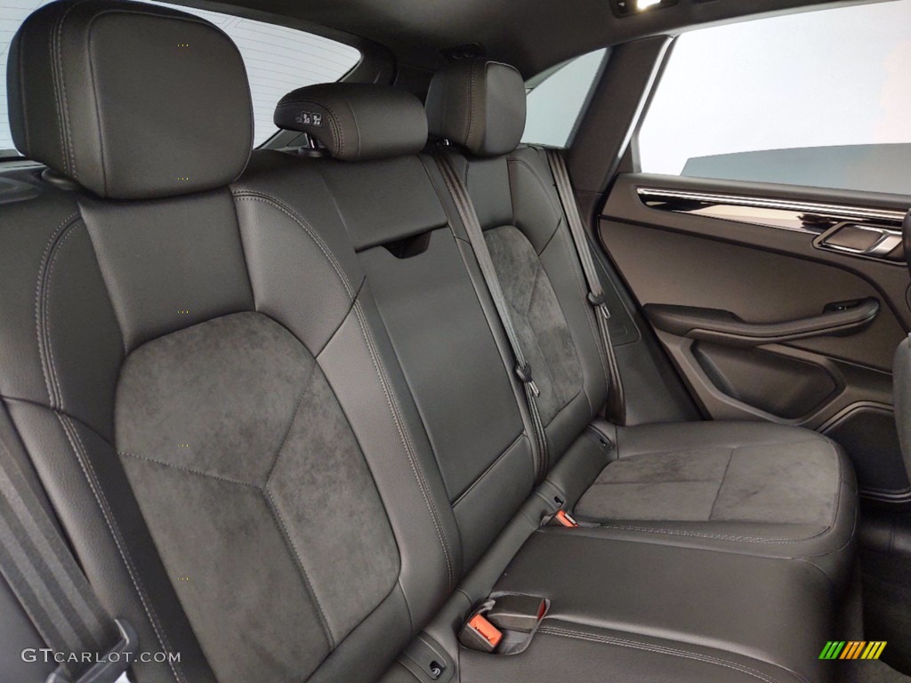 Black Interior 2020 Porsche Macan Standard Macan Model Photo #141423915