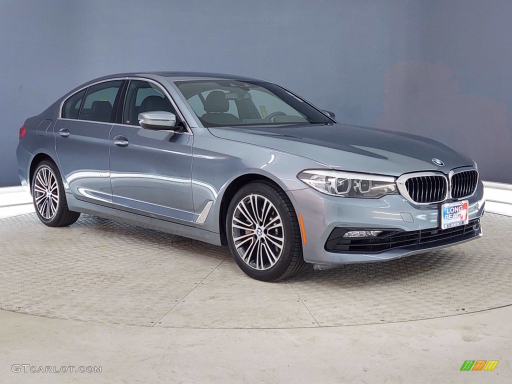 2018 5 Series 530i Sedan - Bluestone Metallic / Black photo #1