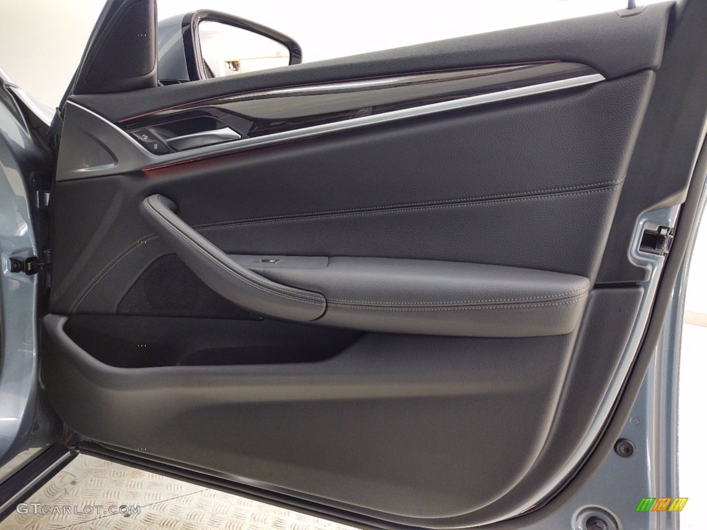 2018 5 Series 530i Sedan - Bluestone Metallic / Black photo #32