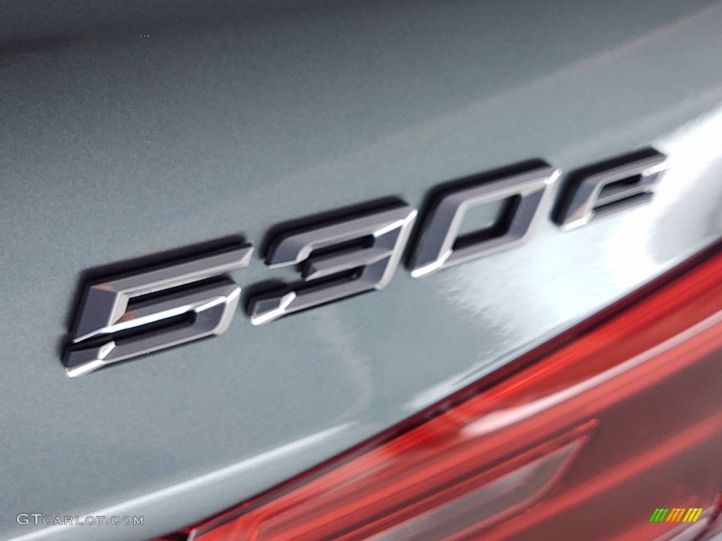 2018 5 Series 530e iPerfomance Sedan - Bluestone Metallic / Black photo #11