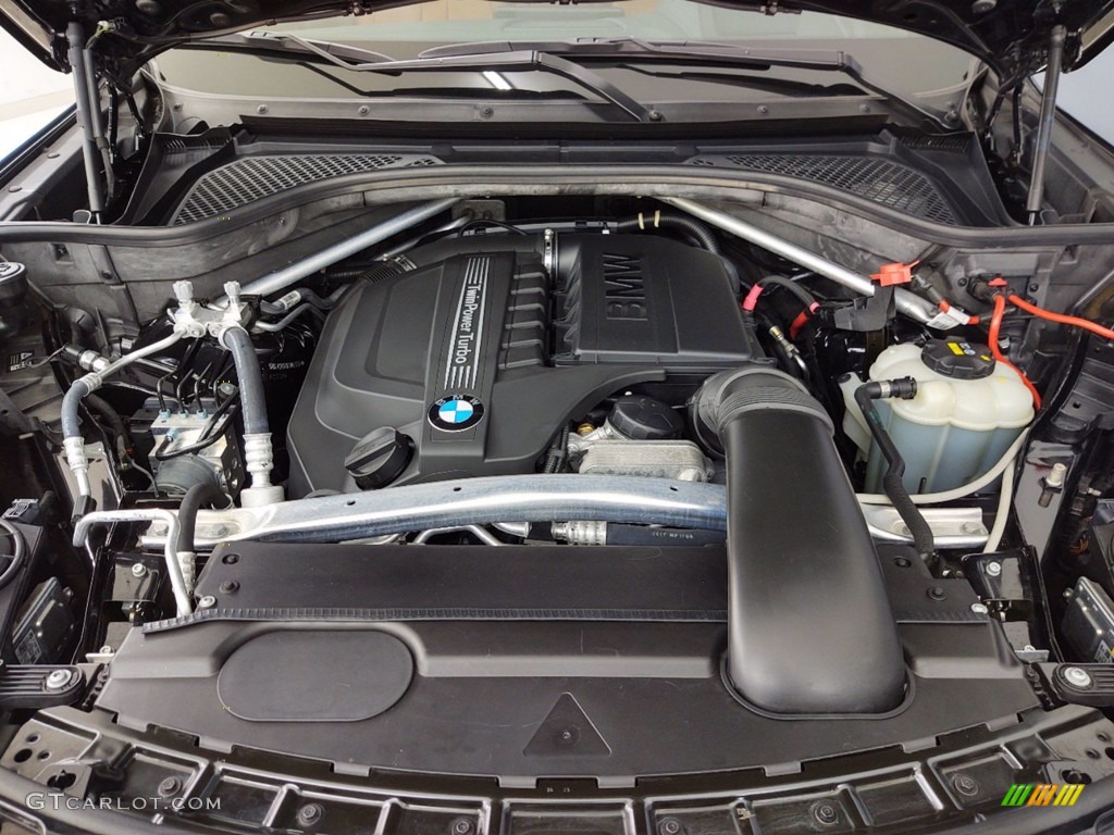 2018 BMW X6 sDrive35i Engine Photos