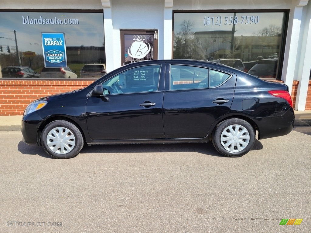 2013 Versa 1.6 S Sedan - Super Black / Charcoal photo #1